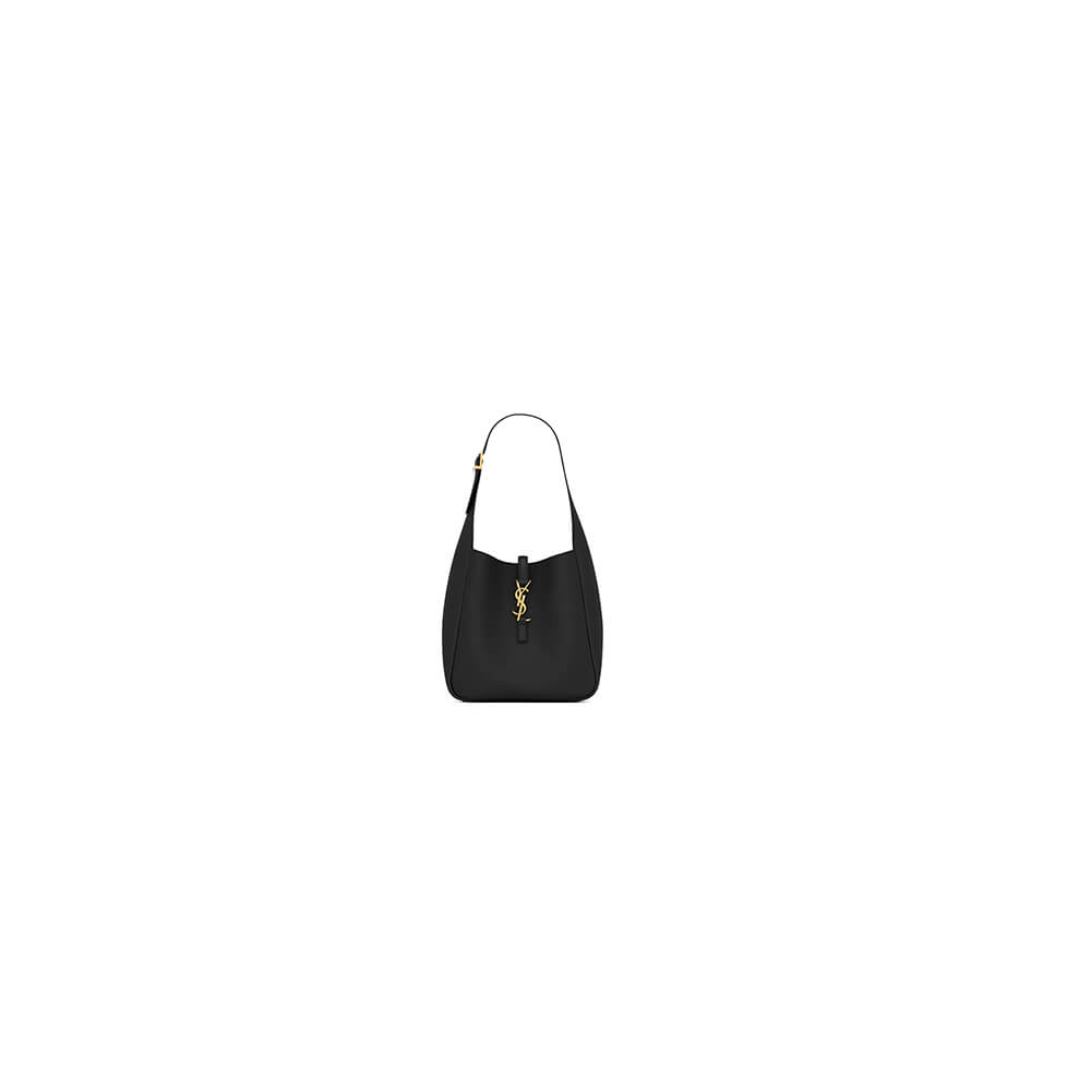 small le 5 7 S*pple in smooth leather