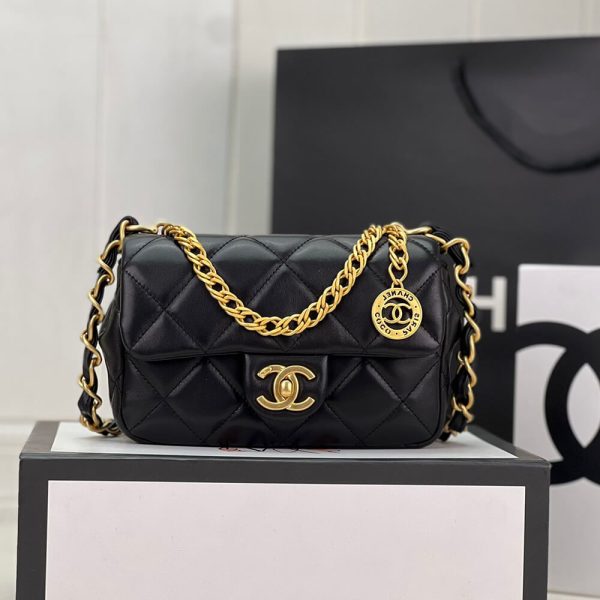 Ch*el small flap bag