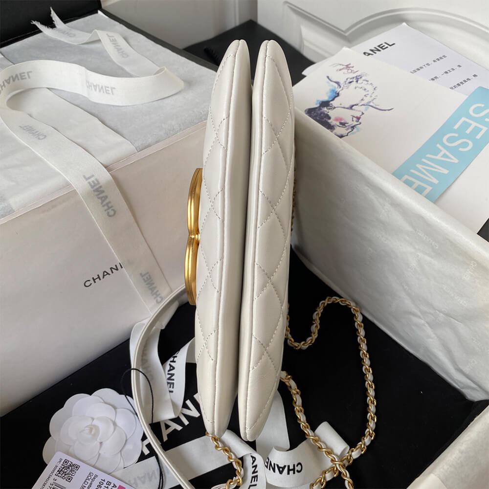 Ch*el baguette bag